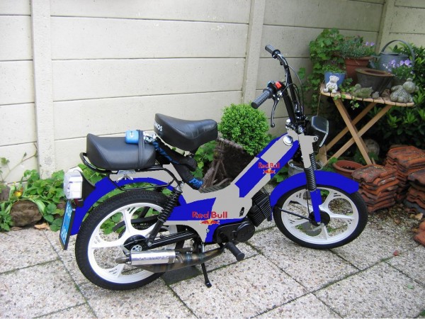redbull tomos.jpg