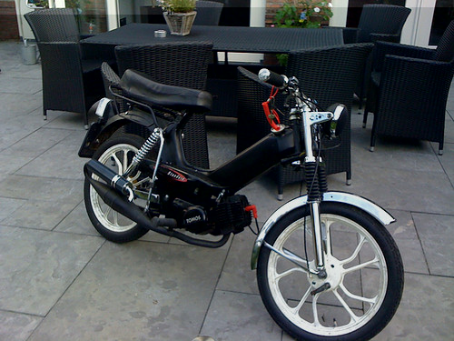 tomos nieuw 3.jpg