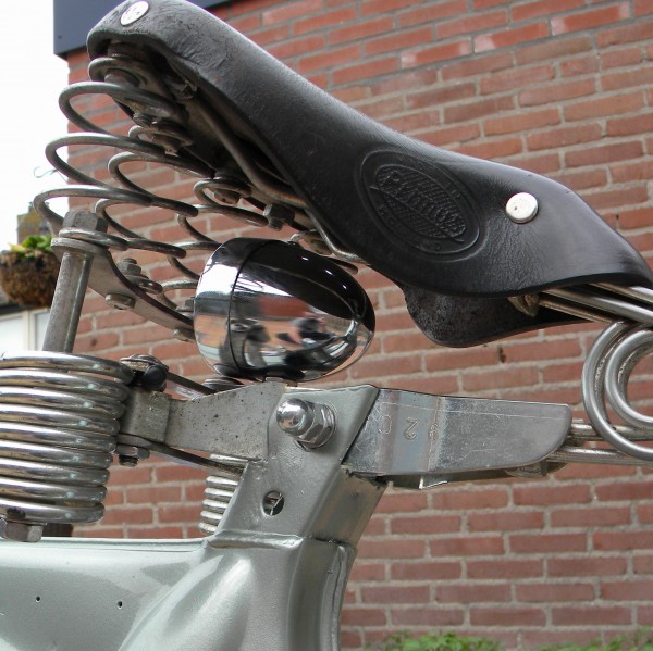 tomos 055h.jpg (1.01 MiB) 66301 keer bekeken tomos 055h.jpg