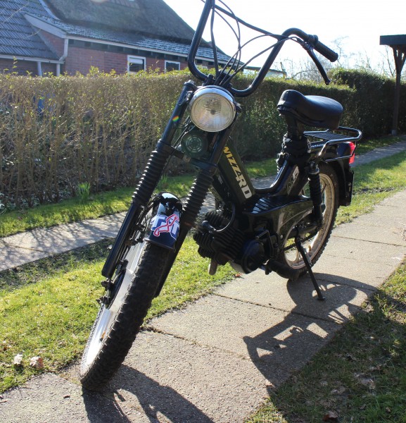 tomos1.jpg