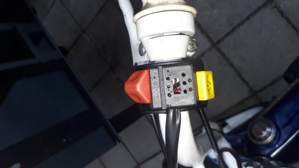 startknop tomos.jpg (2.28 MiB) 2102 keer bekeken startknop tomos.jpg